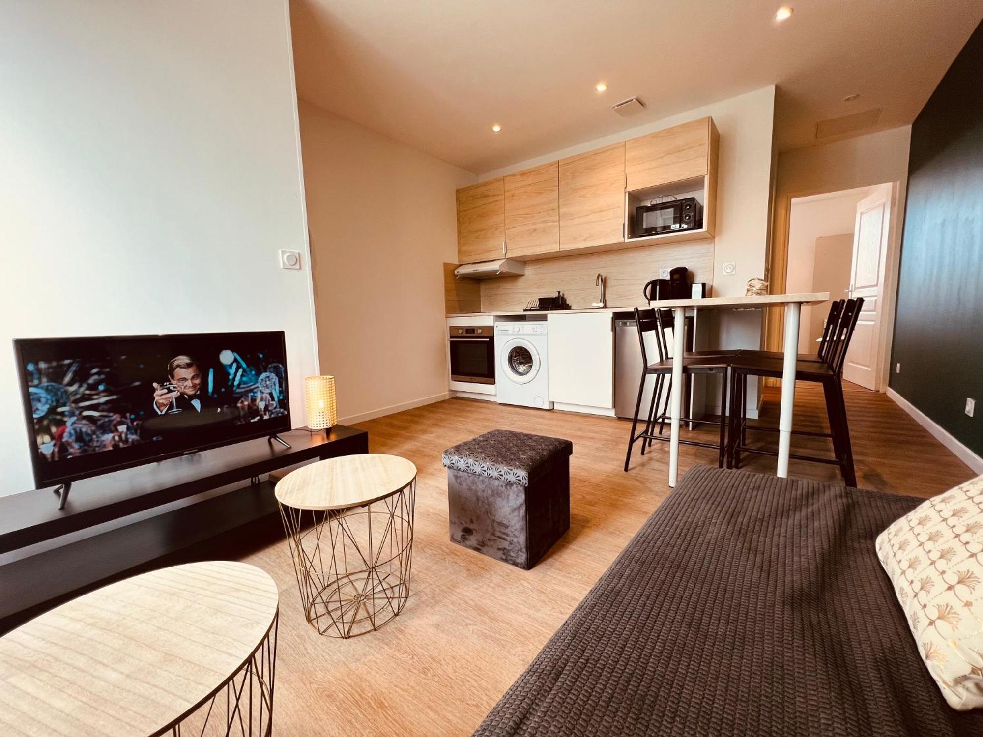 Le Gatsby - Home Homy Montluçon Exteriör bild
